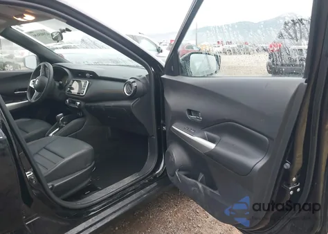 2019 Nissan Kicks Sr from USA, damaged, VIN 3N1CP5CUXKL558435